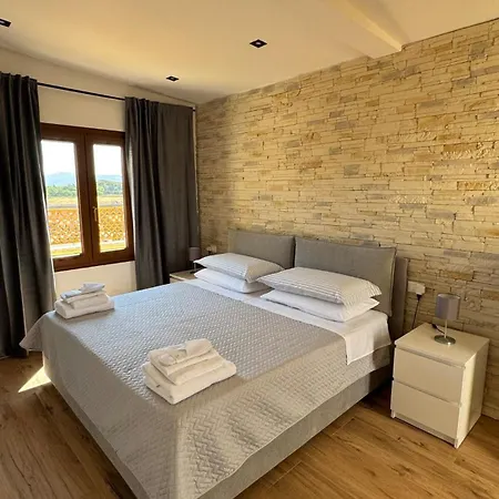 Lägenhet Aeterna 2 *